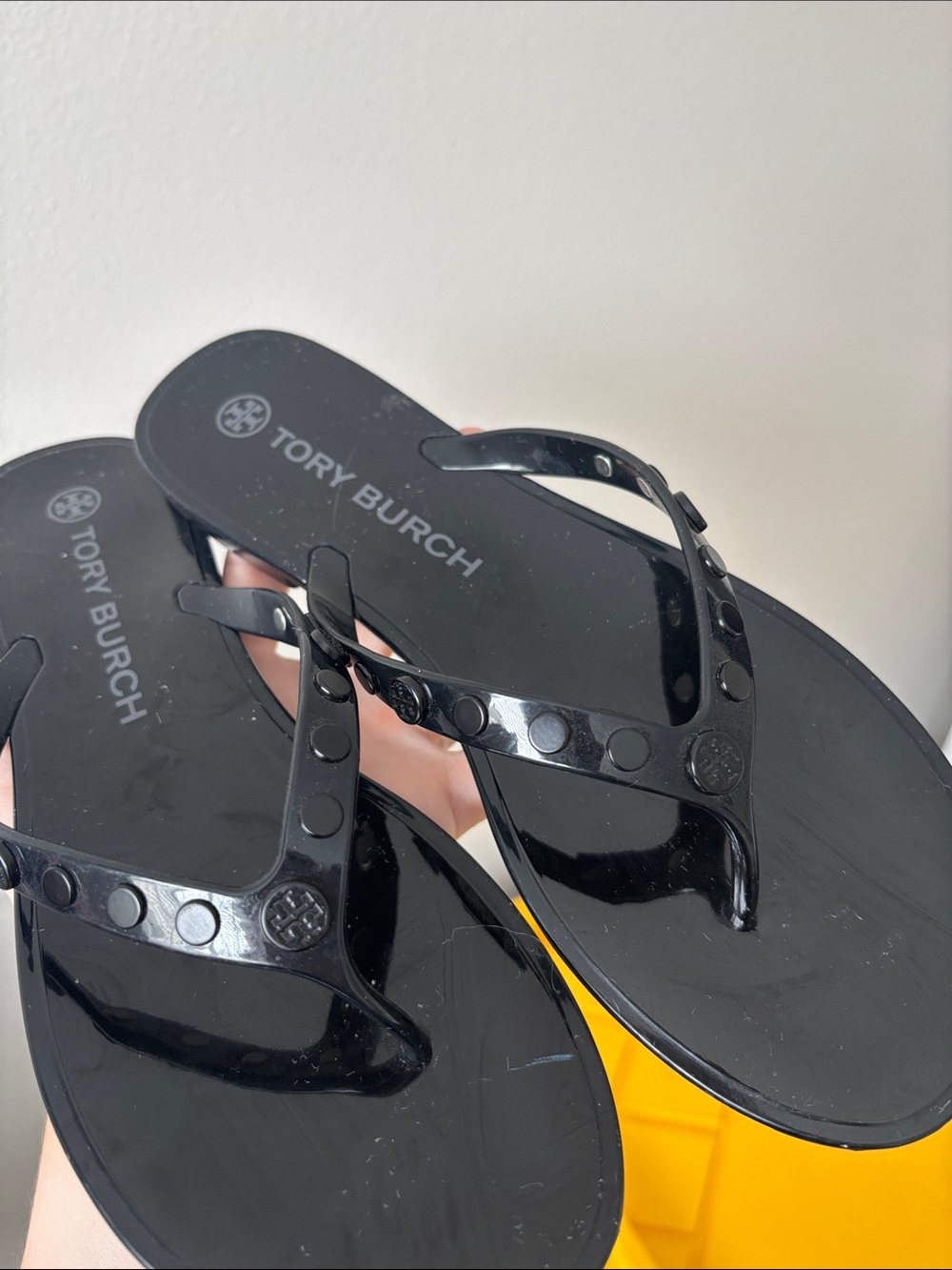 Tory Burch Women’s Black Thong Sandals PVC Slip-On Studded US SZ 9 DISCONTINUED - Picture 6 of 12